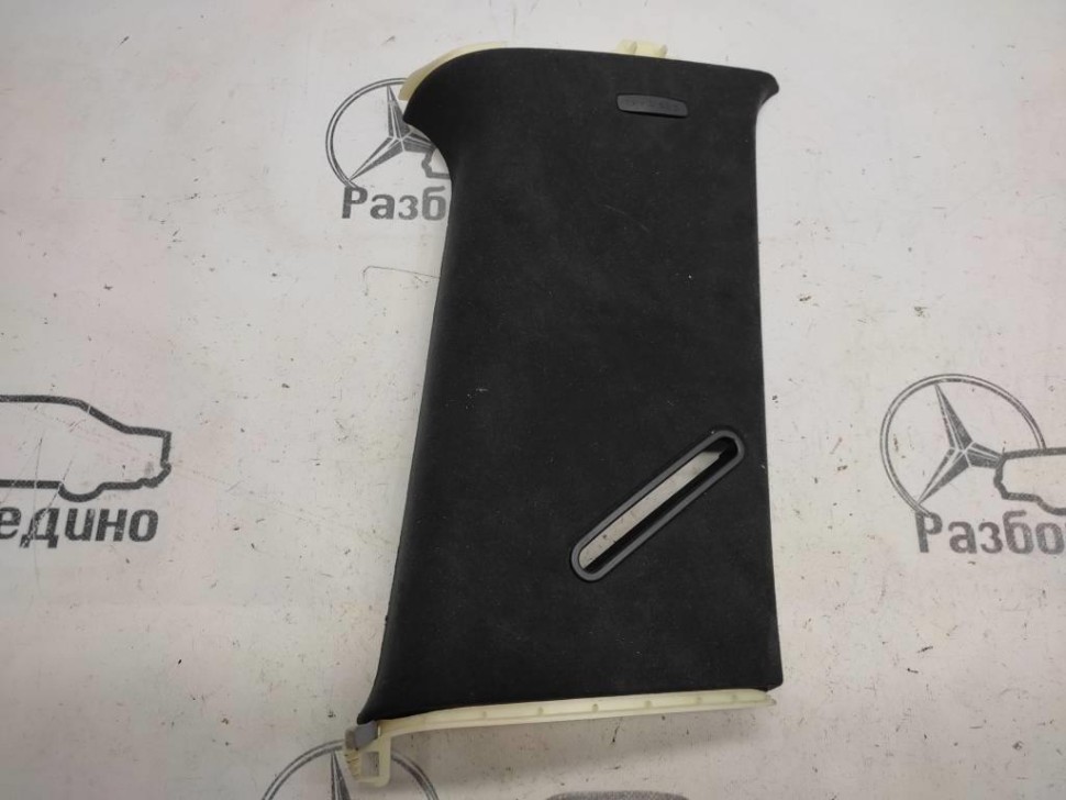 Накладка задней стойки MERCEDES-BENZ GLS-класс X166 (2015 - 2019) фото 1 &mdash; Разборка Мерседес