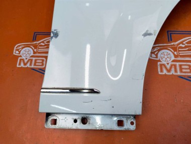 Крыло переднее правое MERCEDES-BENZ C-класс W204/S204 (2006 - 2011) — Разборка Мерседес