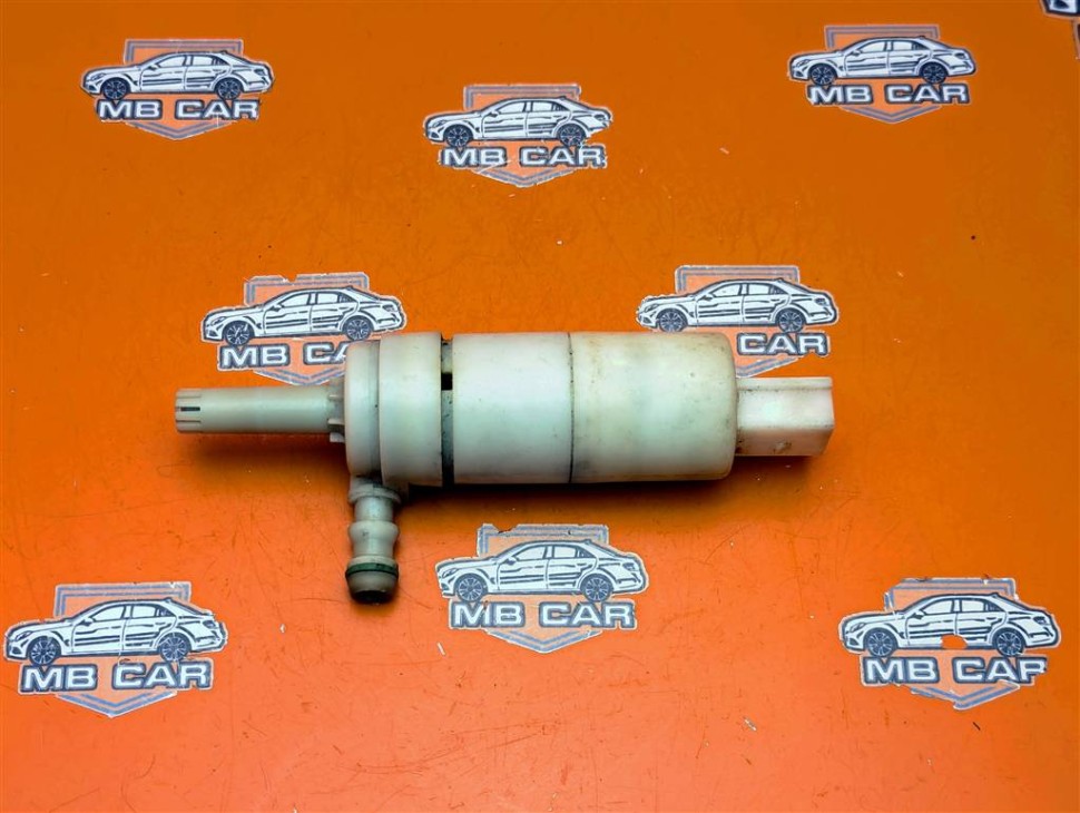 Насос омывателей MERCEDES-BENZ A-класс W169 (2004 - 2008) фото 1 — Разборка Мерседес