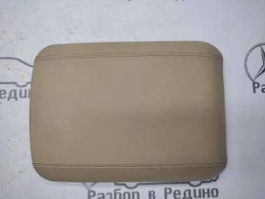 Крышка подлокотника MERCEDES-BENZ R-класс W251 (2005 - 2007) — Разборка Мерседес