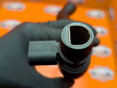 Трубка вентиляции картерных газов MERCEDES-BENZ A-класс W176 (2012 - 2015) — Разборка Мерседес