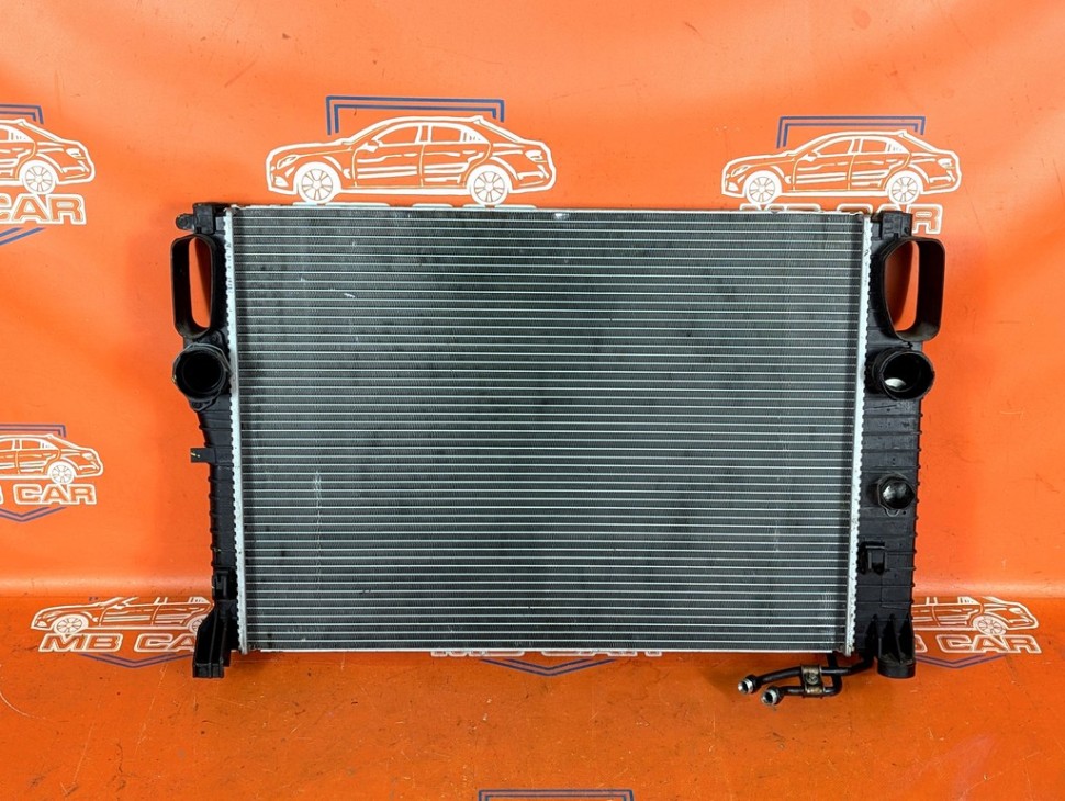 Радиатор MERCEDES-BENZ E-класс W211/S211 (2002 - 2006) фото 1 &mdash; Разборка Мерседес