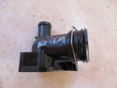 Фланец системы охлаждения MERCEDES-BENZ E-класс W211/S211 (2002 - 2006) — Разборка Мерседес