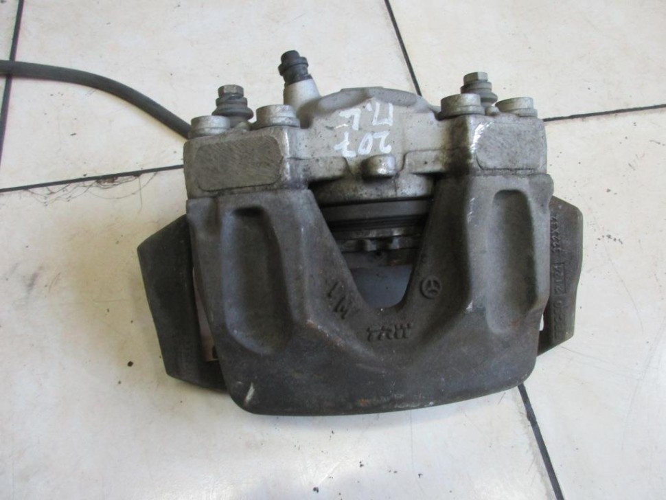 Суппорт передний левый MERCEDES-BENZ E-класс W212/S212/C207/A207 рестайлинг (2013 - 2016) фото 1 — Разборка Мерседес