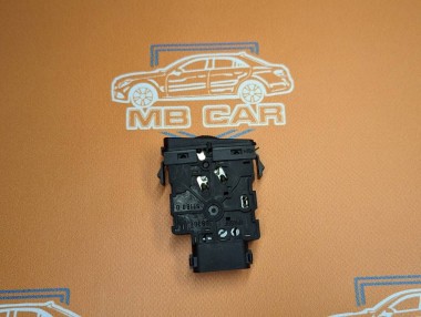 Кнопка корректора фар MERCEDES-BENZ M-класс W163 рестайлинг (2001 - 2005) — Разборка Мерседес