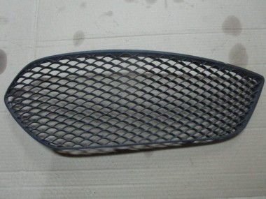 Решетка в бампер MERCEDES-BENZ CLA-класс C117/X117 (2013 - 2016) — Разборка Мерседес