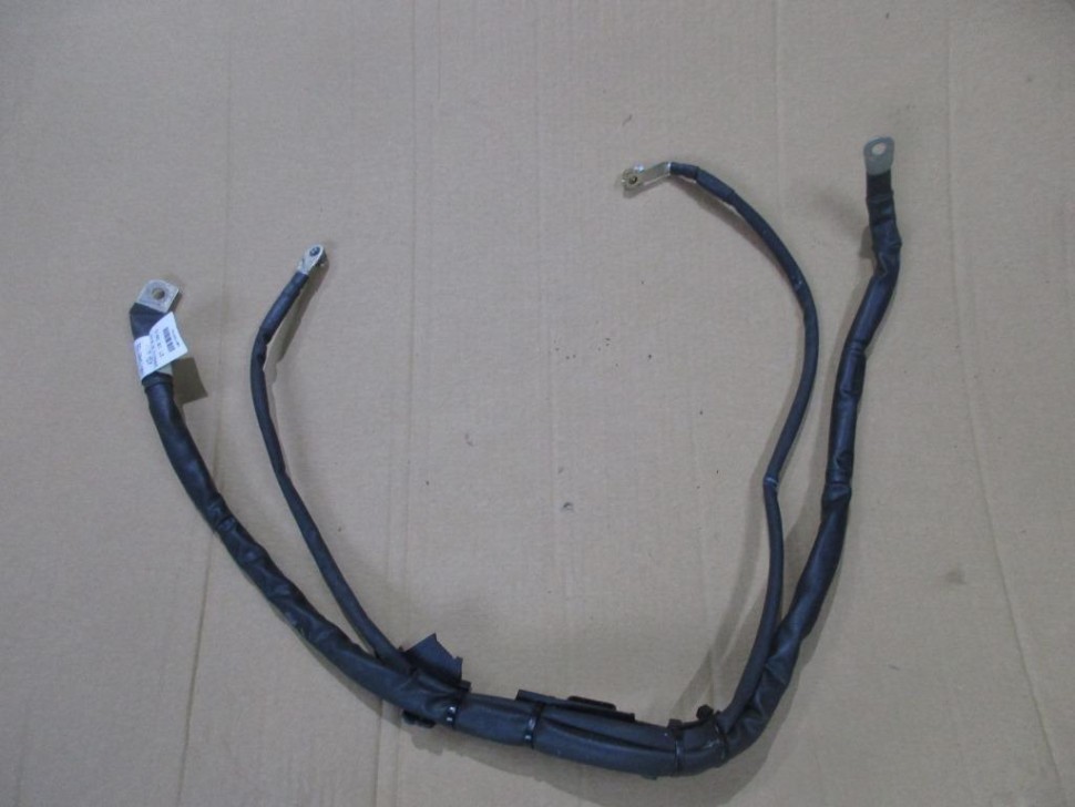 Провод генератора MERCEDES-BENZ GLC-класс X253 (2015 - 2019) фото 1 — Разборка Мерседес