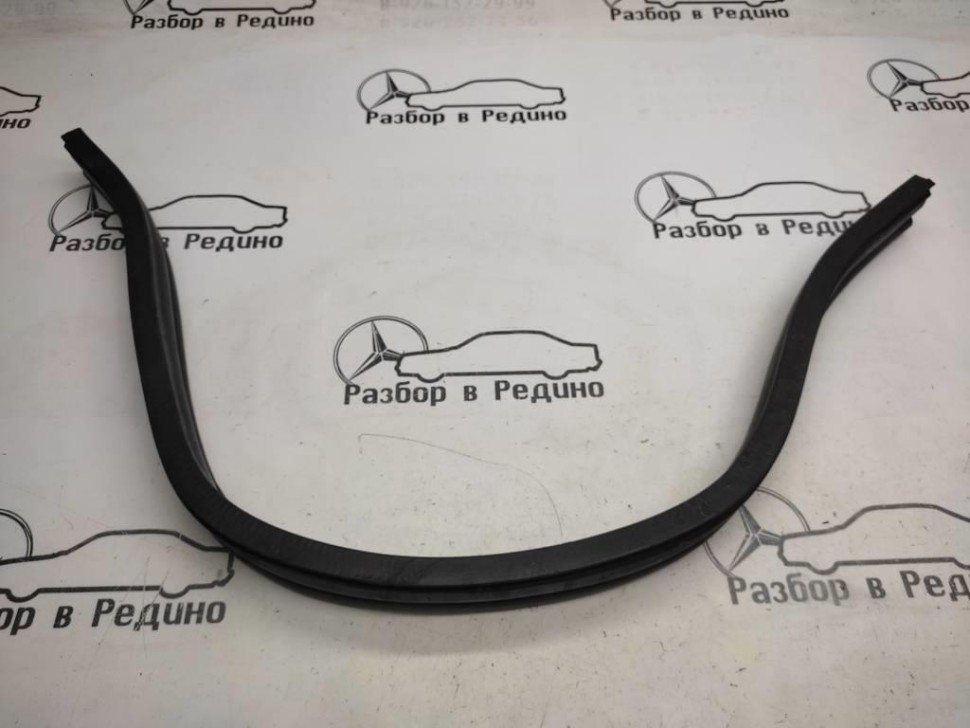 Уплотнитель моторного отсека MERCEDES-BENZ GLS-класс X166 (2015 - 2019) фото 1 — Разборка Мерседес