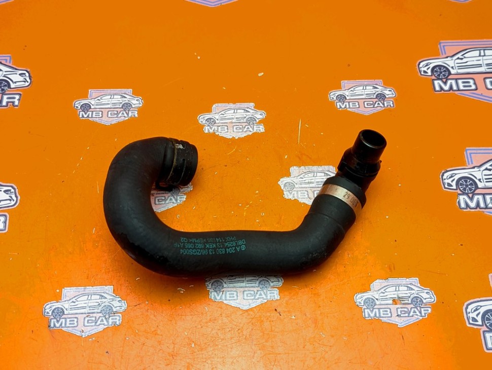 Патрубок ОЖ MERCEDES-BENZ C-класс W204/S204 (2006 - 2011) фото 1 — Разборка Мерседес
