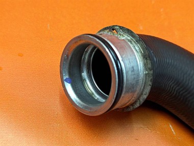 Патрубок радиатора MERCEDES-BENZ M-класс W164 рестайлинг (2008 - 2011) — Разборка Мерседес