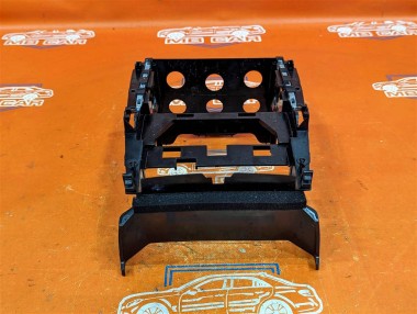 Кронштейн крепления команд MERCEDES-BENZ M-класс W164 (2005 - 2008) — Разборка Мерседес