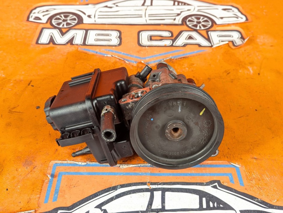 ГУР MERCEDES-BENZ C-класс W204/S204/С204 рестайлинг (2011 - 2015) фото 1 &mdash; Разборка Мерседес