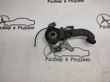 Педаль ручника MERCEDES-BENZ C-класс W203/S203/CL203 рестайлинг (2004 - 2008) — Разборка Мерседес