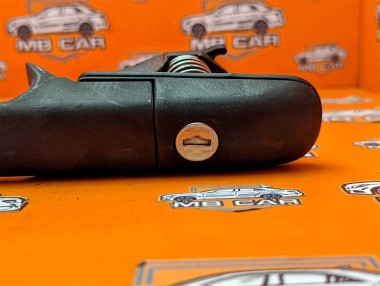 Ручка двери наружняя MERCEDES-BENZ Sprinter W901-905 (1995 - 2006) — Разборка Мерседес