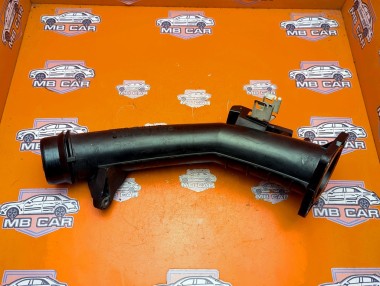 Патрубок воздушный MERCEDES-BENZ A-класс W176 рестайлинг (2015 - 2018) — Разборка Мерседес