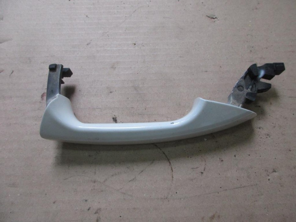 Ручка двери наружняя MERCEDES-BENZ C-класс W204/S204 (2006 - 2011) фото 1 — Разборка Мерседес