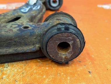 Рычаг передний нижний правый MERCEDES-BENZ CLK-класс C208/A208 рестайлинг (1999 - 2003) — Разборка Мерседес