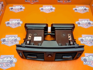 Воздуховод MERCEDES-BENZ C-класс W204/S204 (2006 - 2011) — Разборка Мерседес