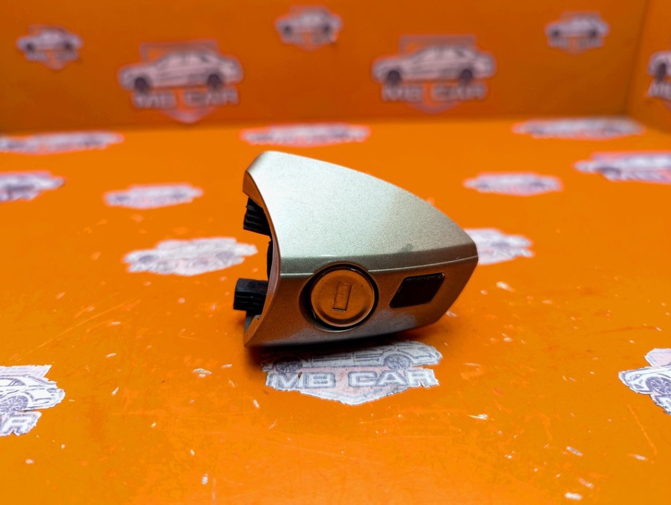 Личинки дверей MERCEDES-BENZ C-класс W204/S204 (2006 - 2011) фото 1 — Разборка Мерседес