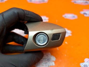 Личинки дверей MERCEDES-BENZ C-класс W204/S204 (2006 - 2011) — Разборка Мерседес