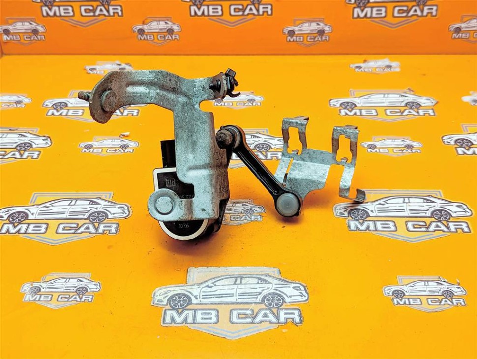Датчик уровня пола MERCEDES-BENZ E-класс W213/S213/C238/A238 (2016 - 2021) фото 1 — Разборка Мерседес