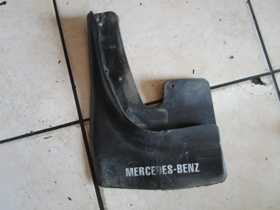 Брызговик MERCEDES-BENZ E-класс W210/S210 (1995 - 1999) фото 1 — Разборка Мерседес