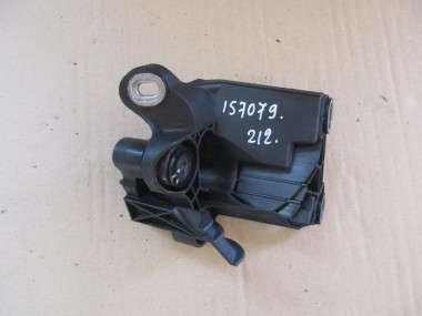 Кронштейн блока ABS MERCEDES-BENZ E-класс W212/S212/C207/A207 (2009 - 2013) — Разборка Мерседес