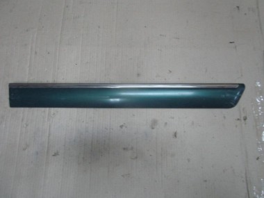 Молдинг двери MERCEDES-BENZ E-класс W210/S210 (1995 - 1999) — Разборка Мерседес