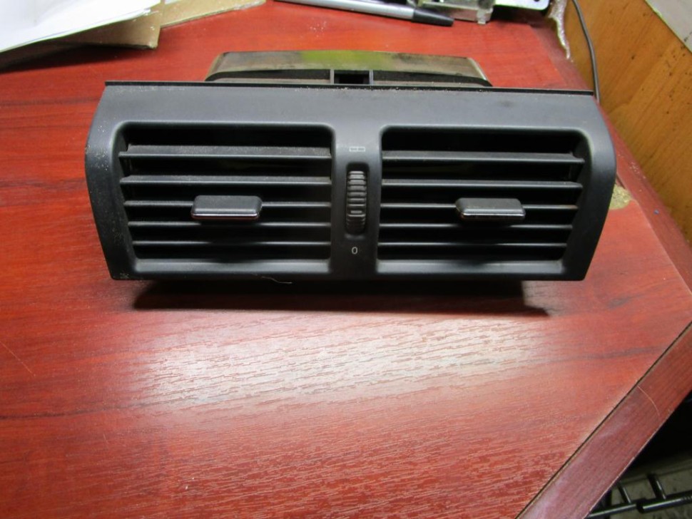 Воздуховод центральный MERCEDES-BENZ E-класс W210/S210 (1995 - 1999) фото 1 — Разборка Мерседес