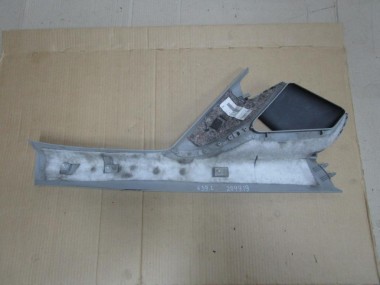 Накладка передней стойки MERCEDES-BENZ Vito W639 (2003 - 2010) — Разборка Мерседес