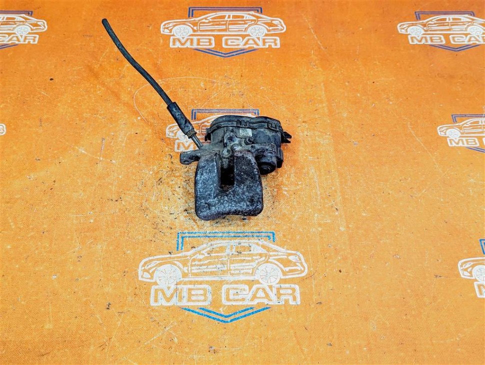 Суппорт задний правый MERCEDES-BENZ CLA-класс C117/X117 (2013 - 2016) фото 1 — Разборка Мерседес