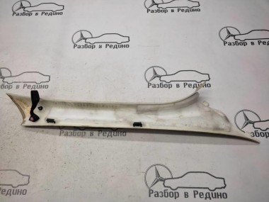 Накладка передней стойки MERCEDES-BENZ R-класс W251 (2005 - 2007) — Разборка Мерседес