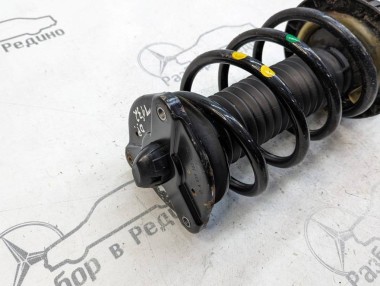 Стойка передняя MERCEDES-BENZ V-класс W447 рестайлинг (2019 - 2025) — Разборка Мерседес