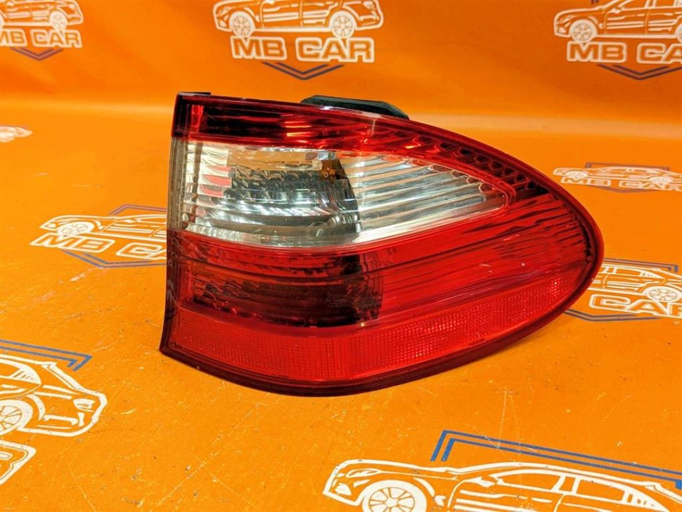 Фонарь задний правый MERCEDES-BENZ E-класс W211/S211 (2002 - 2006) фото 1 — Разборка Мерседес