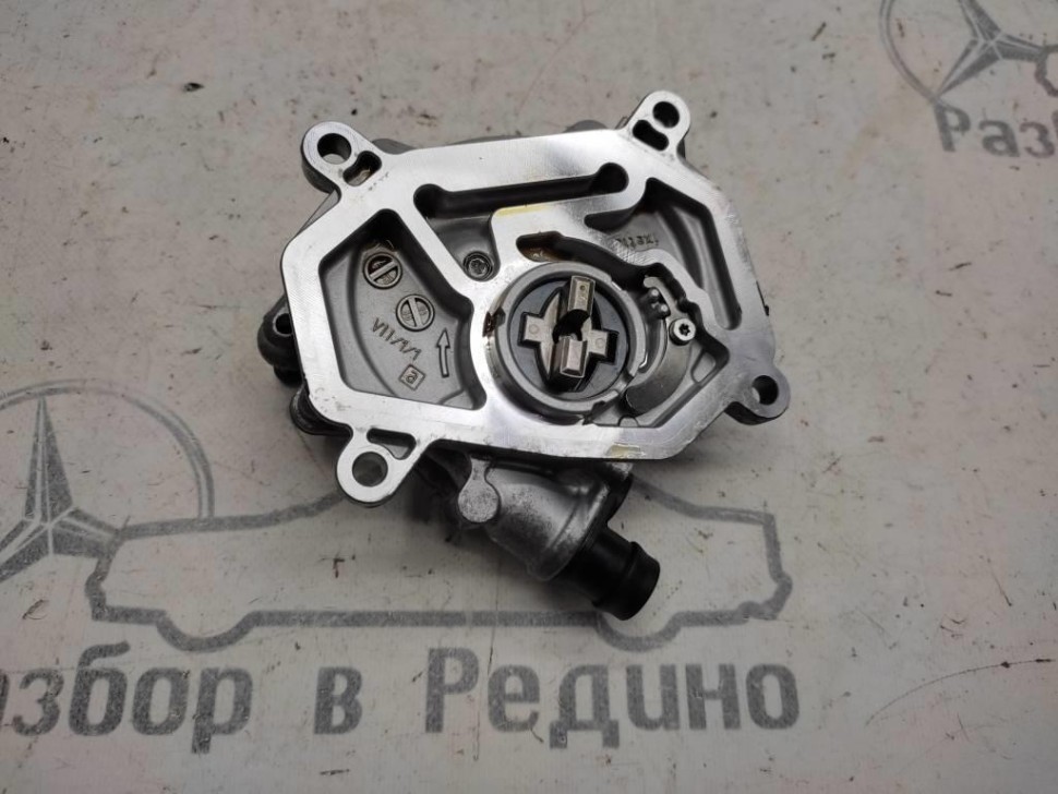 Насос вакуумный MERCEDES-BENZ C-класс W205/S205/C205/A205 (2014 - 2018) фото 1 — Разборка Мерседес