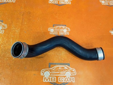 Патрубок интеркулера MERCEDES-BENZ E-класс W211/S211 рестайлинг (2006 - 2009) — Разборка Мерседес