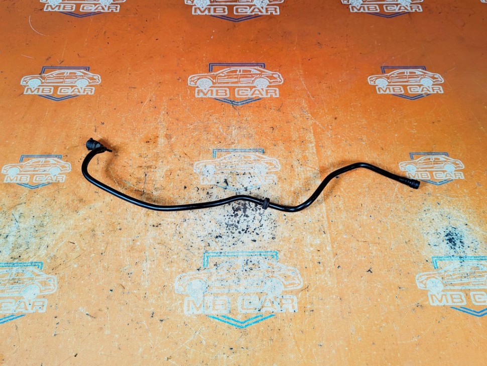 Трубка вакуумная MERCEDES-BENZ GLE-класс Coupe C292 (2015 - 2019) фото 1 &mdash; Разборка Мерседес