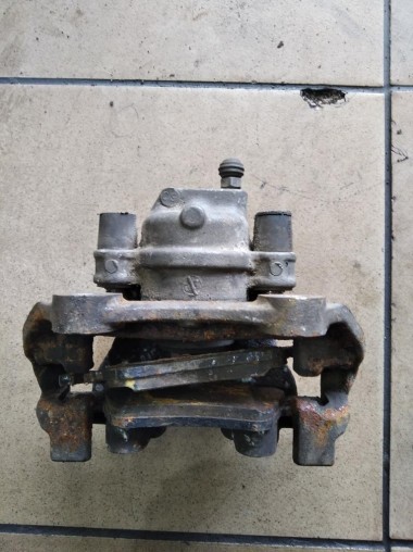 Суппорт задний левый MERCEDES-BENZ E-класс W212/S212/C207/A207 (2009 - 2013) — Разборка Мерседес