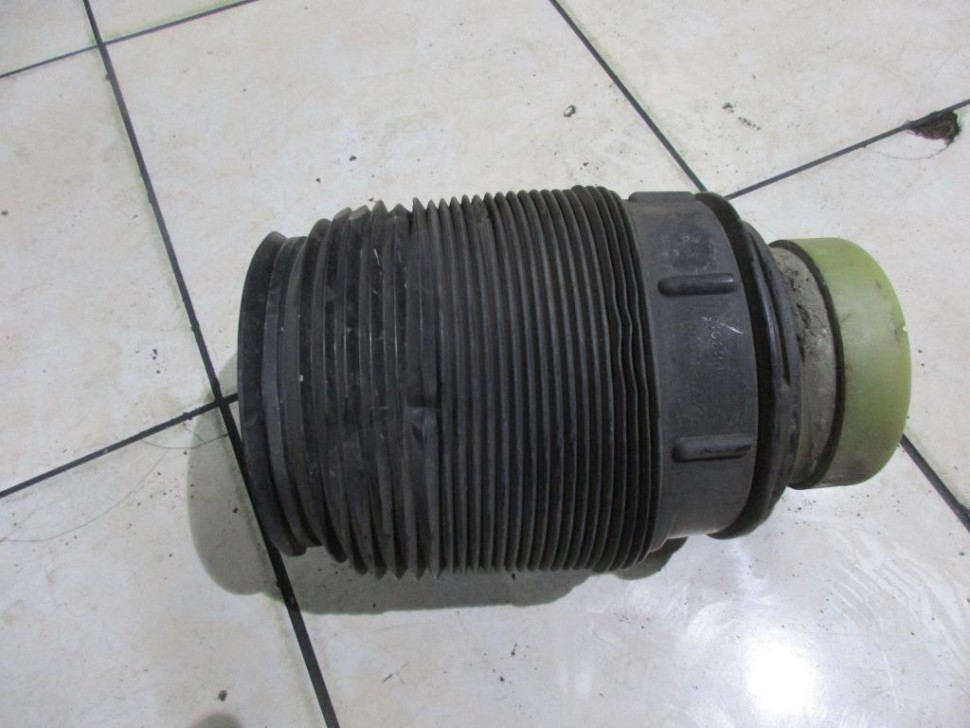 Пневмобаллон задний MERCEDES-BENZ E-класс W212/S212/C207/A207 (2009 - 2013) фото 1 — Разборка Мерседес