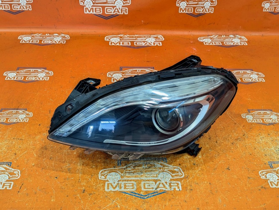 Фара левая MERCEDES-BENZ B-класс W246 (2011 - 2014) фото 1 — Разборка Мерседес