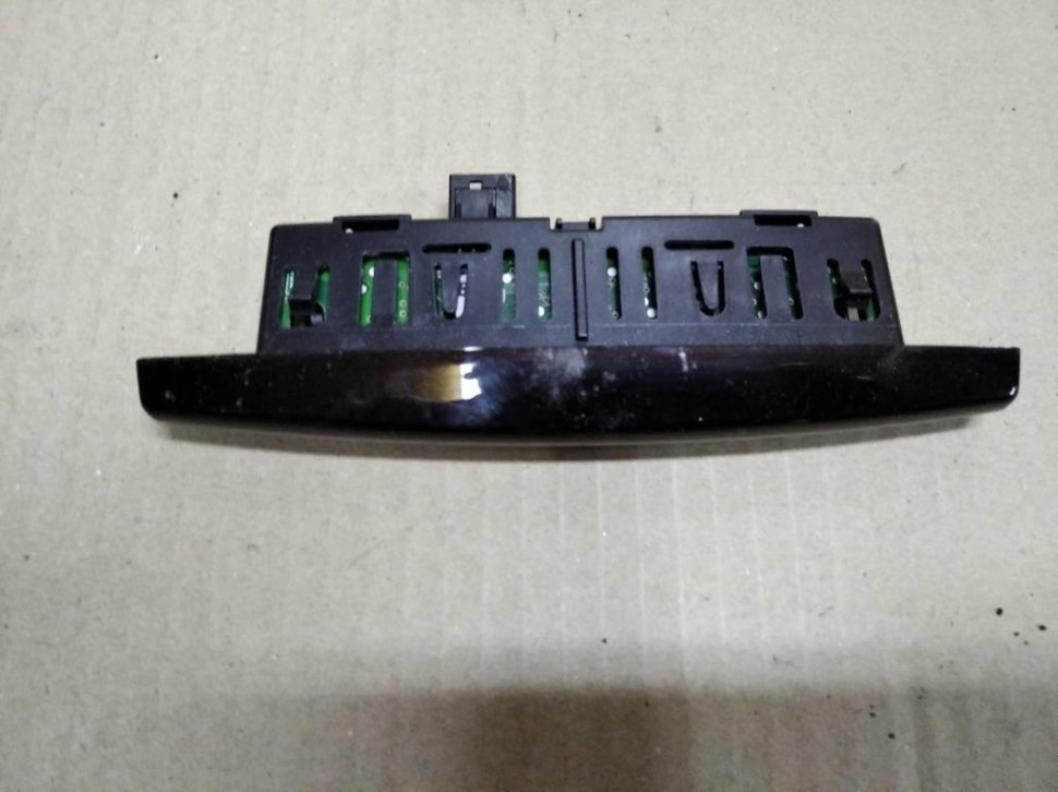 Индикатор парктроника MERCEDES-BENZ E-класс W212/S212/C207/A207 (2009 - 2013) фото 1 — Разборка Мерседес