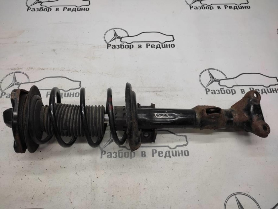 Стойка передняя MERCEDES-BENZ C-класс W204/S204 (2006 - 2011) фото 1 — Разборка Мерседес