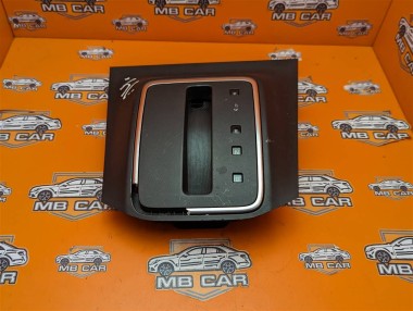 Накладка кулисы АКПП MERCEDES-BENZ X-класс I (2017 - 2020) — Разборка Мерседес