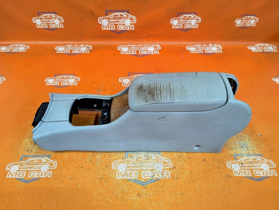 Подлокотник MERCEDES-BENZ S-класс W220 (1998 - 2005) фото 1 — Разборка Мерседес