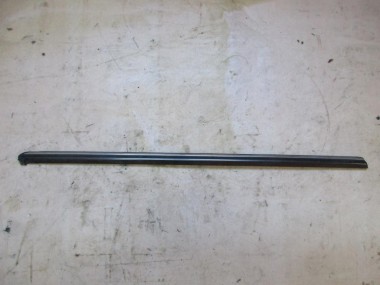 Молдинг стекла двери MERCEDES-BENZ CLK-класс C209/W209 рестайлинг (2005 - 2010) — Разборка Мерседес