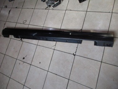 Порог пластиковый правый MERCEDES-BENZ C-класс W204/S204 (2006 - 2011) — Разборка Мерседес