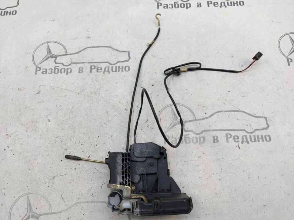 Замок двери передней правой MERCEDES-BENZ C-класс W203/S203/CL203 (2000 - 2004) фото 1 — Разборка Мерседес