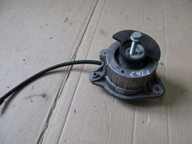 Опора двигателя MERCEDES-BENZ S-класс W222/C217/A217 (2013 - 2017) — Разборка Мерседес