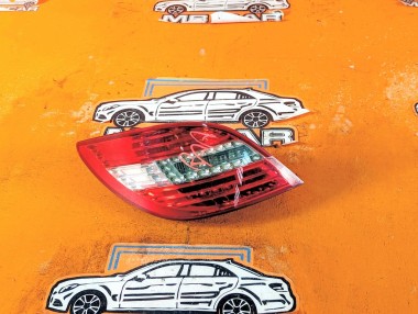 Фонарь задний левый MERCEDES-BENZ R-класс W251 рестайлинг 2 (2010 - 2017) &mdash; Разборка Мерседес