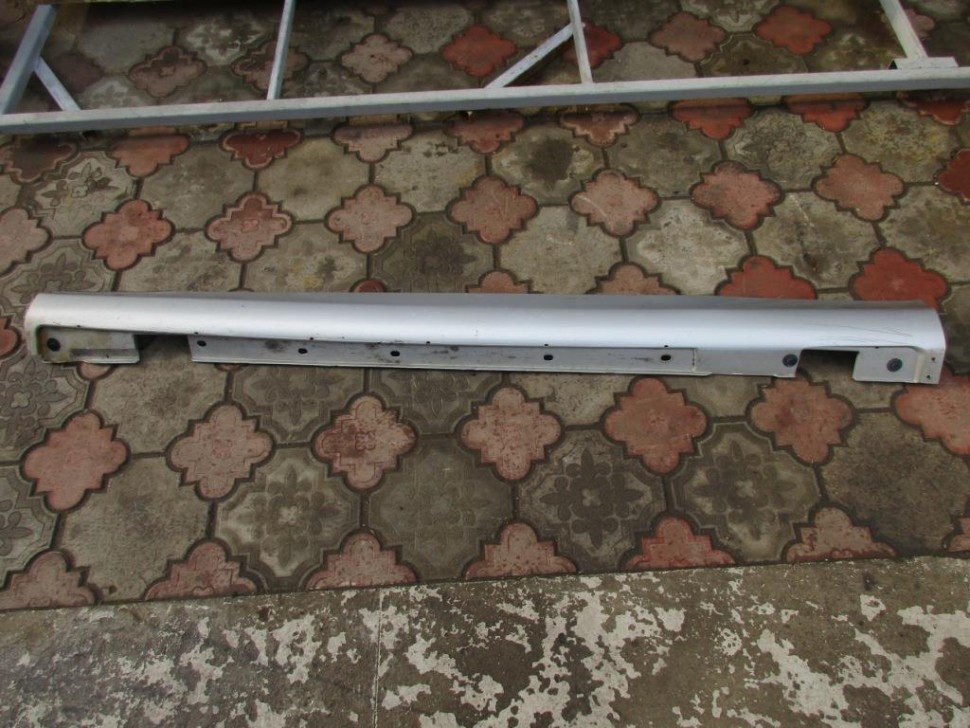 Порог пластиковый левый MERCEDES-BENZ CLK-класс C209/W209 (2002 - 2005) фото 1 — Разборка Мерседес